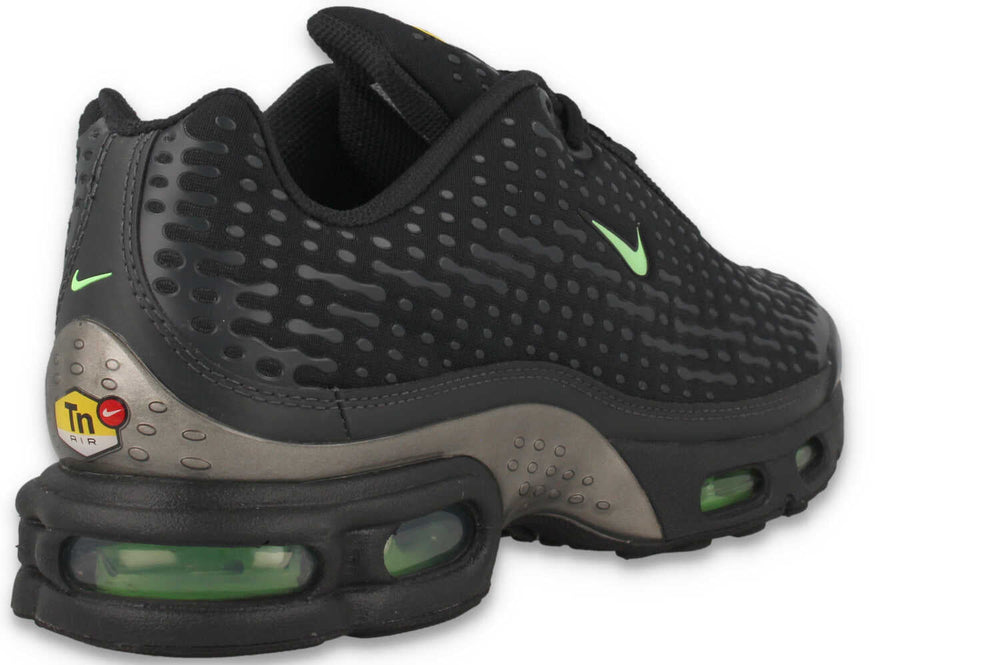 Air Max Plus VII