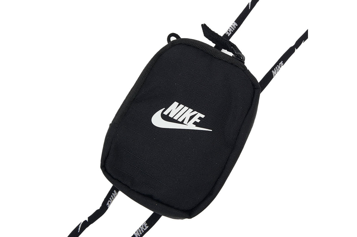 Club Accessory Pouch