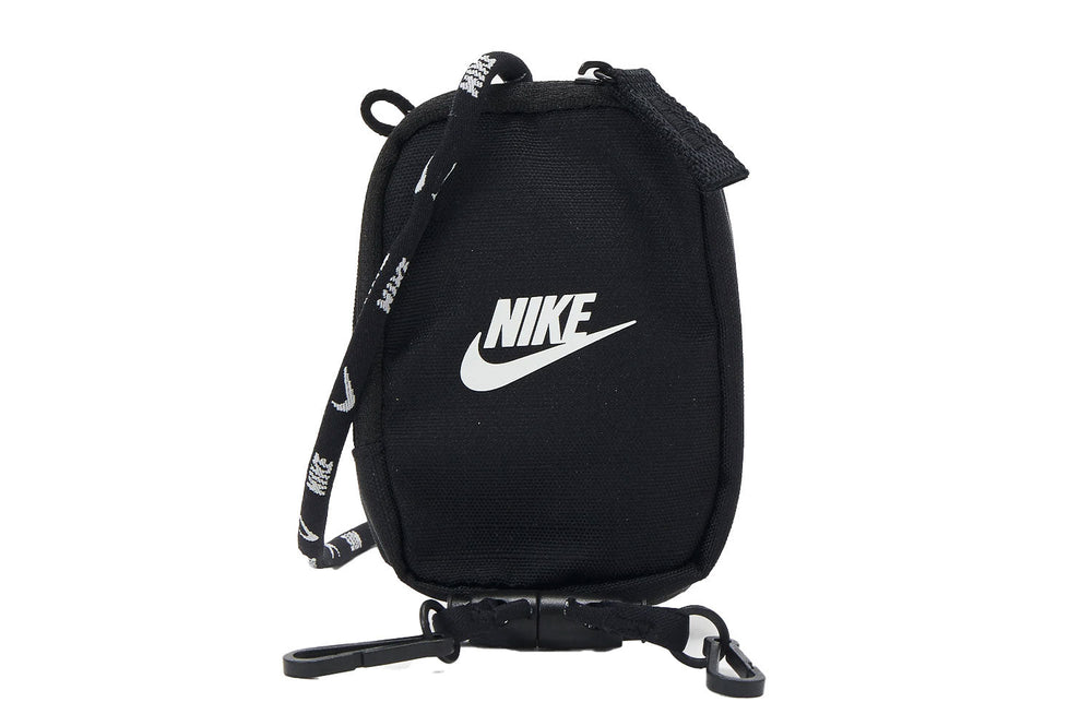 Club Accessory Pouch