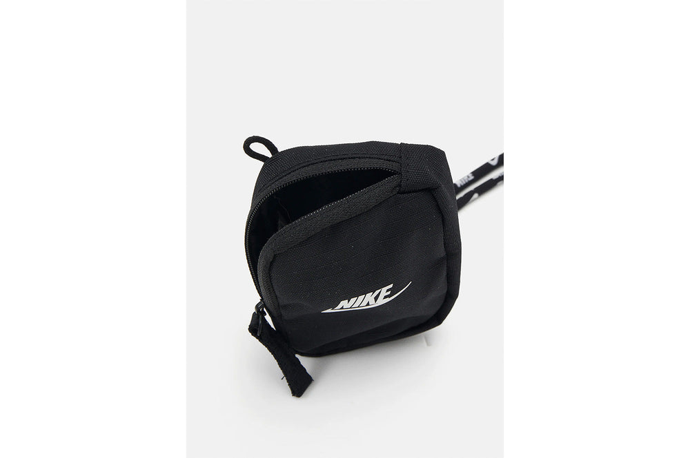 Club Accessory Pouch