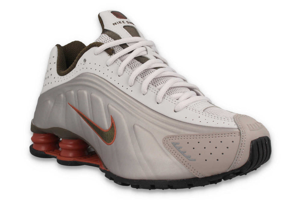 Shox R4