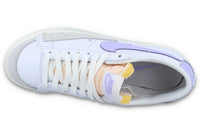 W Blazer Low Platform